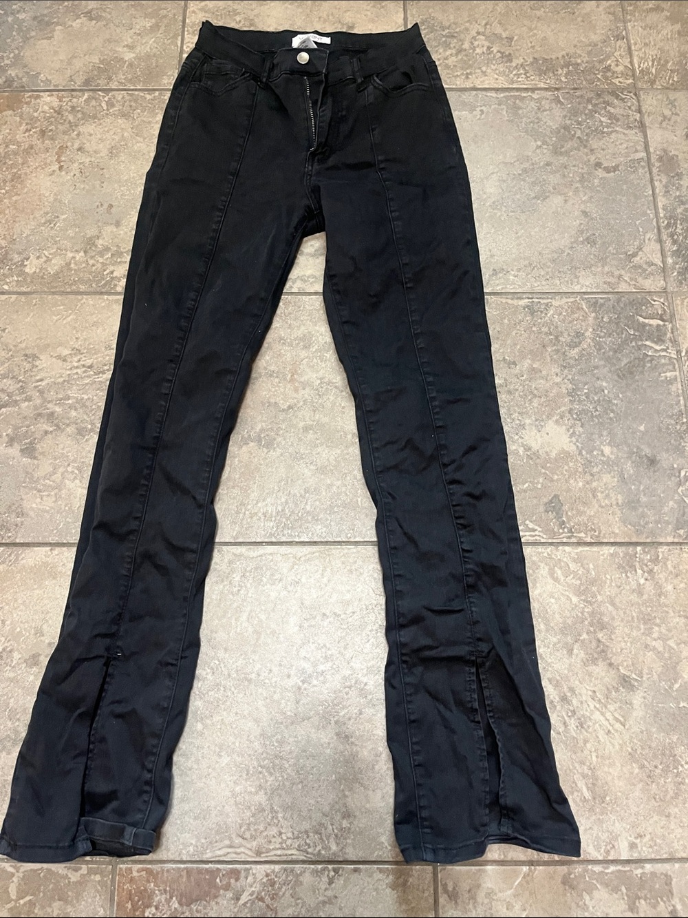 Vibrant Black Denim Jeans